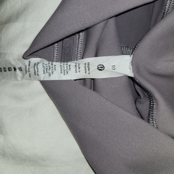 Lululemon Athletica All The Right Places Lavender Crop - Picture 5 of 6